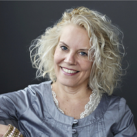 Author Cyndi Dale