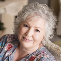 Author Lynn McKenzie