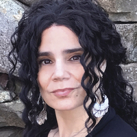 Author Jhenah Telyndru